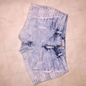 Shorts with Crochet on sides